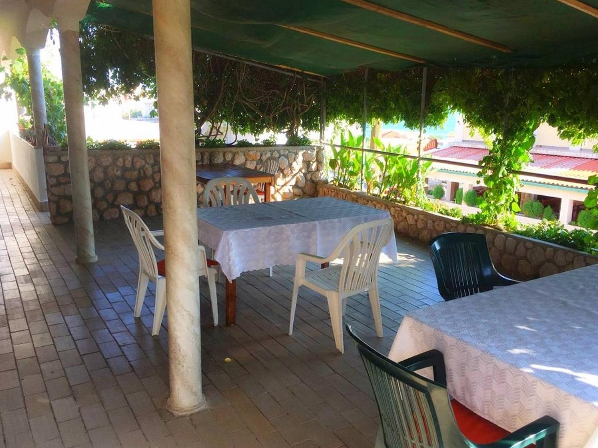 Apartments And Rooms With Parking Space Zubovici, Pag - 16063 Ngoại thất bức ảnh