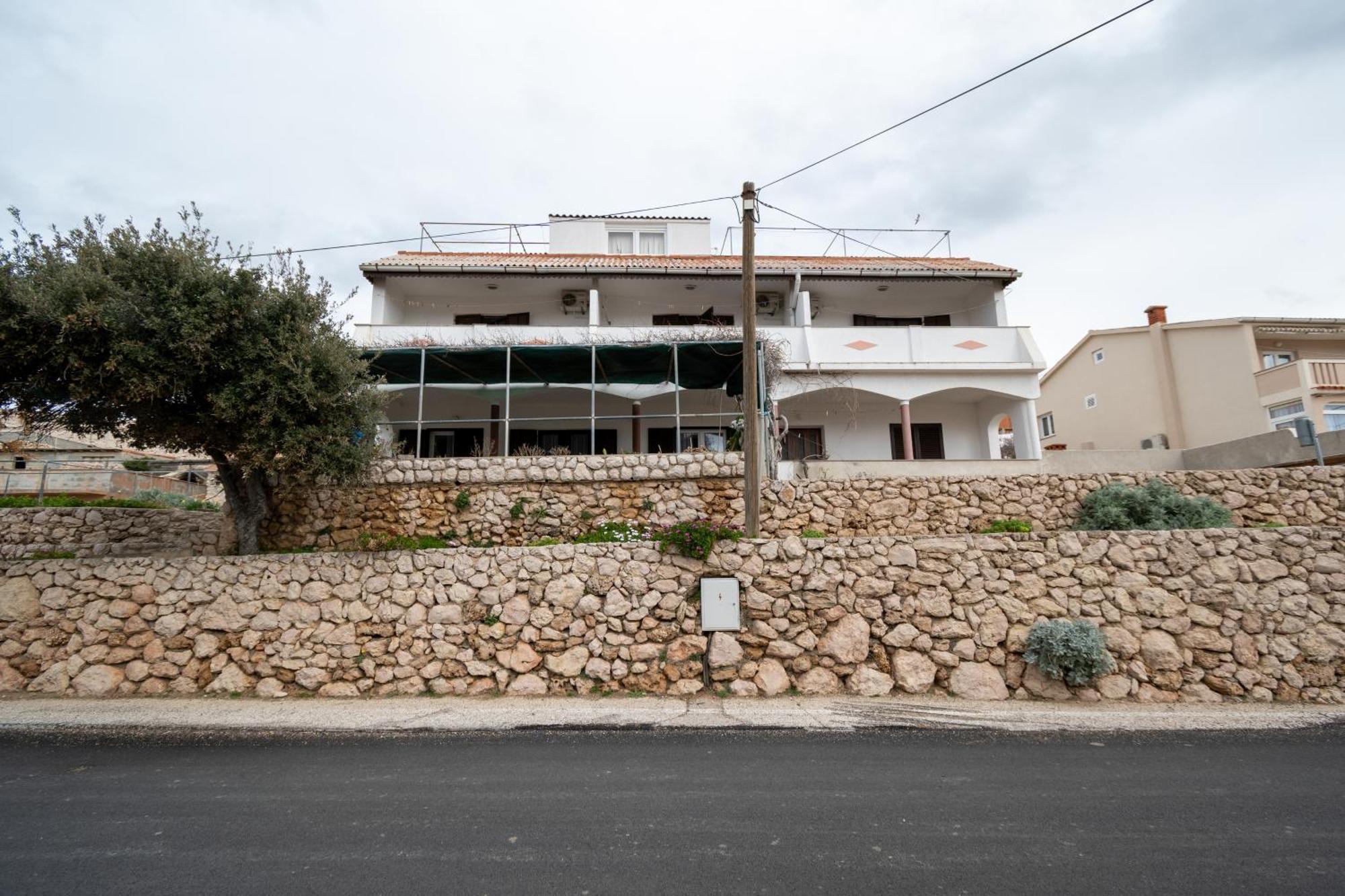 Apartments And Rooms With Parking Space Zubovici, Pag - 16063 Ngoại thất bức ảnh